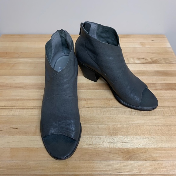 Eileen Fisher open toe bootie - Picture 2 of 8